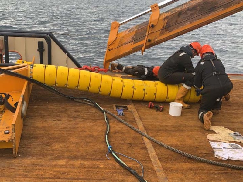 系泊钢缆聚氨酯抗弯器